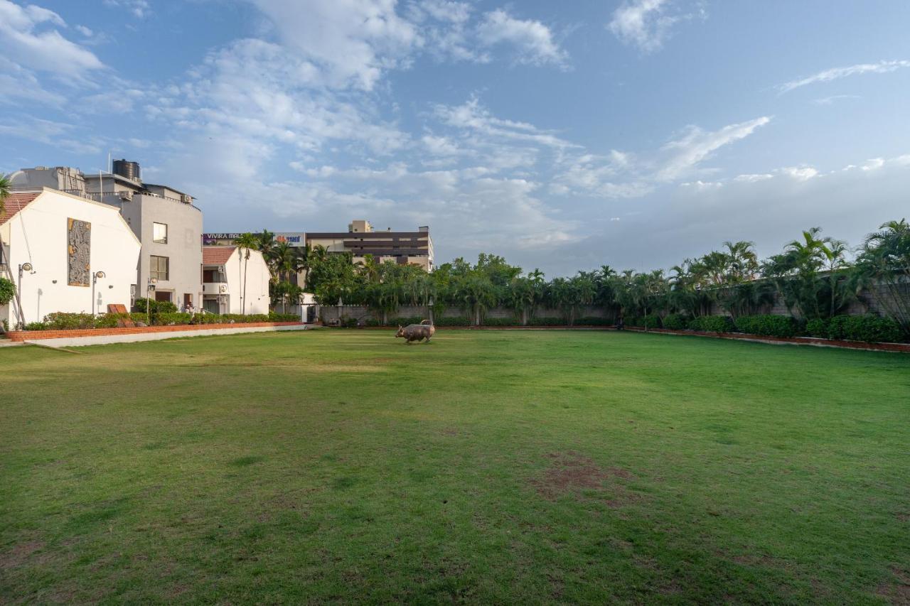 Siruseri Capital O 6229 Ilara Hotels And Resorts מראה חיצוני תמונה