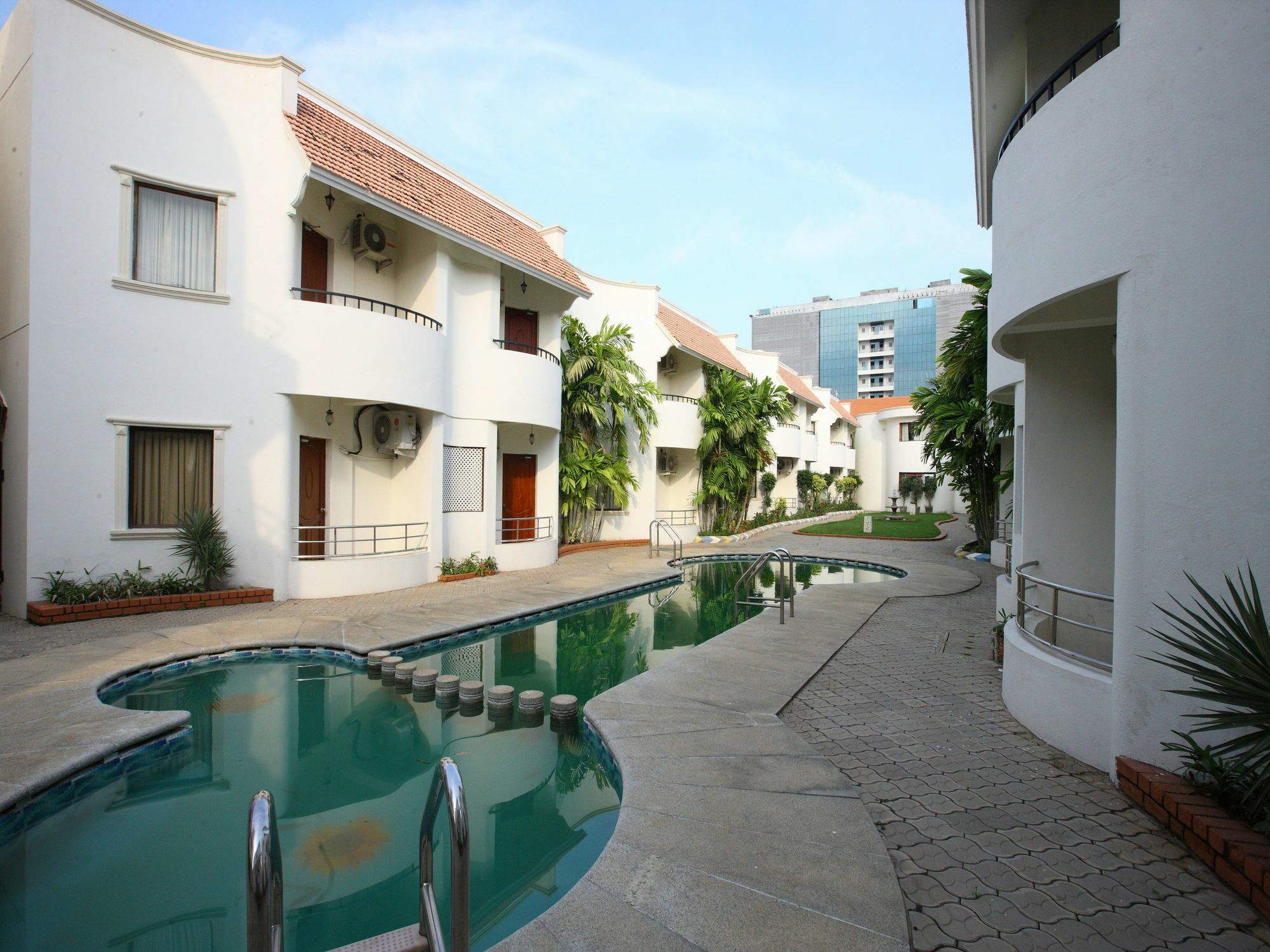 Siruseri Capital O 6229 Ilara Hotels And Resorts מראה חיצוני תמונה